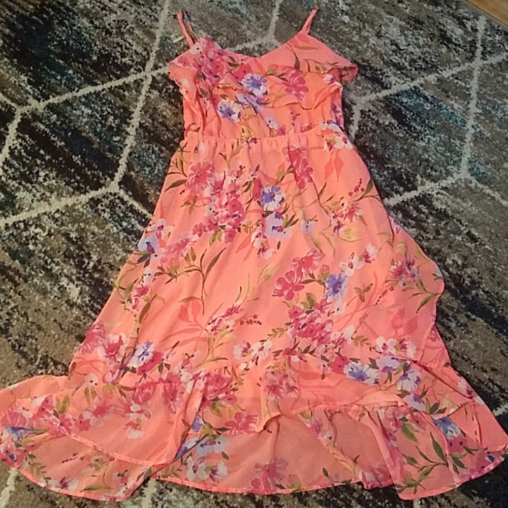 pink dress
